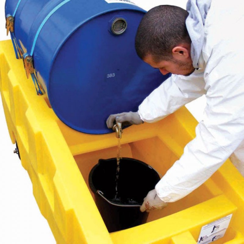 Drum Bund Spill Cart With Wheels