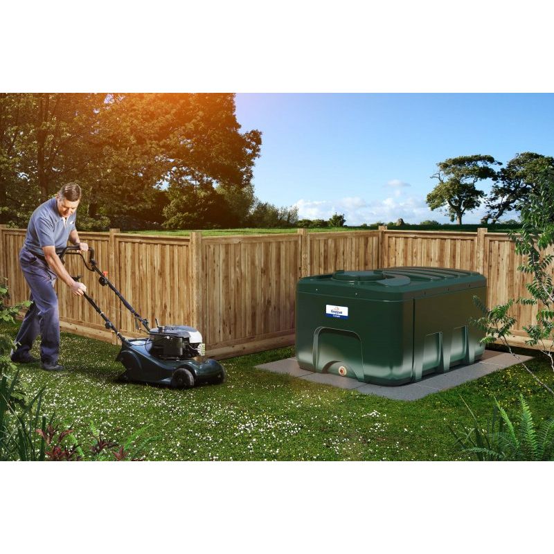 1200 Litre Bunded Oil Tank - Titan ESLP1200B In Situ