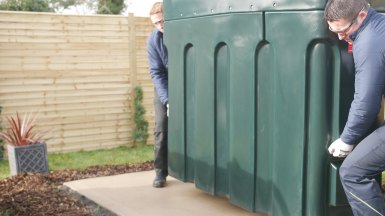 Positioning the Oil Tank on to the platform